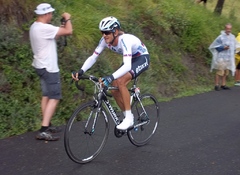 Peter Velits tijdens de klimtijdrit in de Tour De France