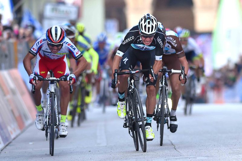 Tirreno-Adriatico - stage 4 - Cycling: 50th Tirreno - Adriatico 2015 / Stage 4 
Arrival / RODRIGUEZ Joaquin (ESP)/ URAN Rigoberto (COL)/ 
Indicatore (Arezzo) - Castelraimondo (226Km)/ 
Stage Rit /(c) Tim De Waele
