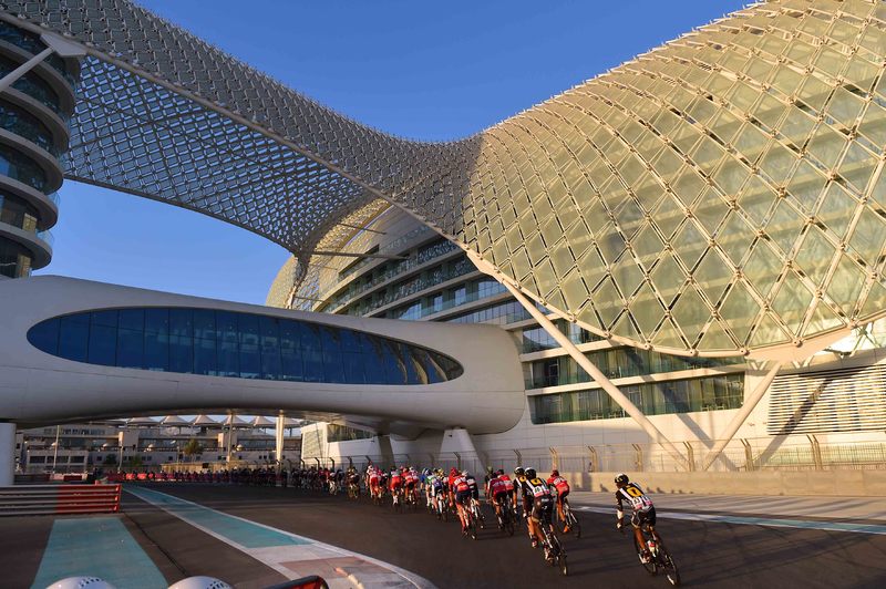 111015 TDW Abu Dhabi Stage 4 - Cycling: 1th Abu Dhabi Tour 2015 / Stage 4
Illustration Illustratie / Peleton Peloton / Landscape Paysage Landschap / Yas Marina Circuit / 
Yas Marina Circuit - Yas Marina Circuit  (110Km)/ 
The Yas Stage Etape Rit / Ride To Abu Dhabi /©Tim De Waele