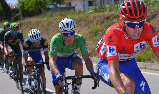 Vuelta a España: David De La Cruz honors the red jersey on Lagos de Covadonga