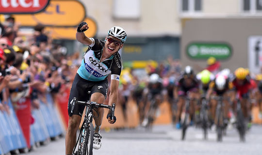 2015 Best Moments: Tony Martin tames the cobbles and takes the yellow jersey!