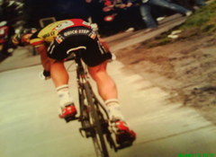 how far are they behind , fytte?