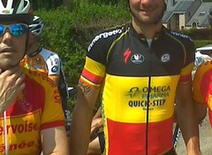 Tom ontmoet dichtbij Tilff op training. Ik was met mijn wielerclub en hij met de zijne....