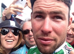 Kutlu family with Cavendish, Tour of Turkey 2014