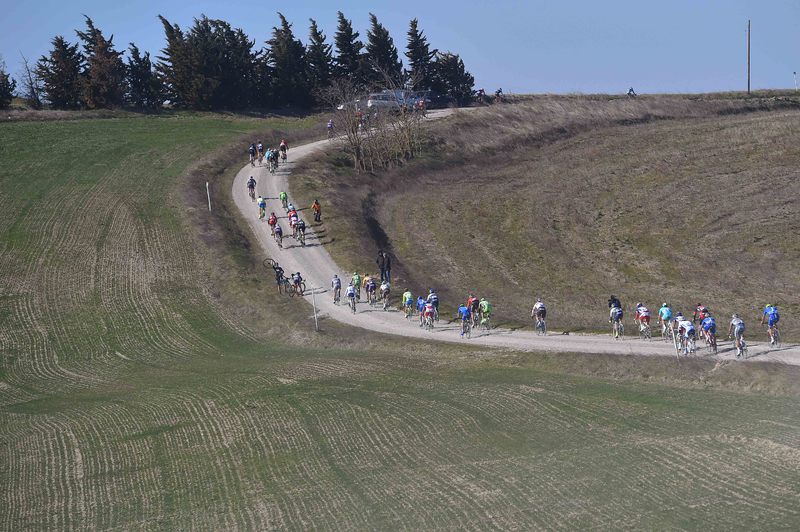 Strade Bianche - Cycling: 9th Strade Bianche 2015  
Illustration Illustratie / Peleton Peloton / Landscape Paysage Landschap / 
San Gimignano- Siena (200Km)
Eroica (c) Tim De Waele
