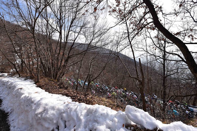 Tirreno-Adriatico - stage 4 - Cycling: 50th Tirreno - Adriatico 2015 / Stage 4 
Illustration Illustratie / Peleton Peloton / POGGIO SAN ROMUALDO 934m / Snow Neige Sneeuw / Landscape Paysage Landschap / 
Indicatore (Arezzo) - Castelraimondo (226Km)/ 
Stage Rit /(c) Tim De Waele
