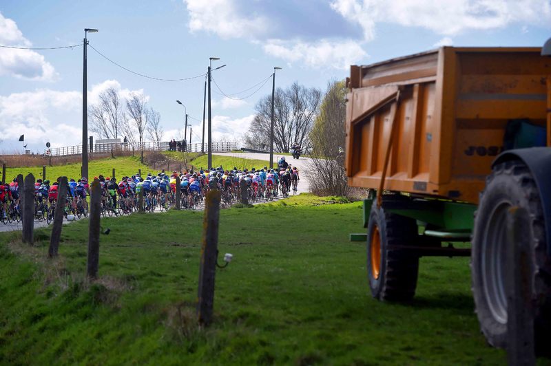 Driedaagse De Panne - Koksijde - stage 1 - Cycling: 39th 3 Days De Panne 2015 / Stage 1
Illustration Illustratie / Peleton Peloton / Landscape Paysage Landschap / 
De Panne - Zottegem (201,6Km)/ 
Daagse Jours / Rit Etape © Tim De Waele
