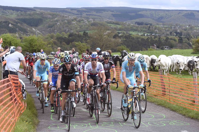 Liege - Bastogne - Liege - Cycling: 101th Liege - Bastogne - Liege 2015
SIUTSOU Kanstantsin (BLR)/ STYBAR Zdenek  (CZE)/ BARGUIL Warren (FRA)/ TAARAMAE Rein (EST)/ GASPAROTTO Enrico (ITA)/ FUGLSANG Jakob (DEN)/ La Redoute (314m)/ 
Liege - Liege (Ans) 253Km/ 
Luik - Bastenaken LBL p