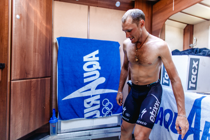 Cool baths - Photo: Iri Greco / BrakeThrough Media