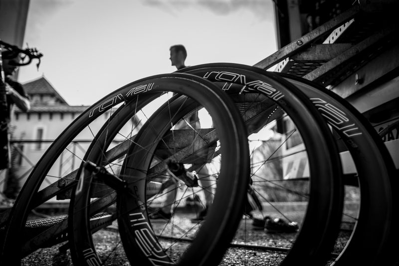 Mechanics @ La Vuelta - Stage 6: Cordoba - Sierra de Cazorla 200.3 km Photo: Jim Fryer / BrakeThrough Media