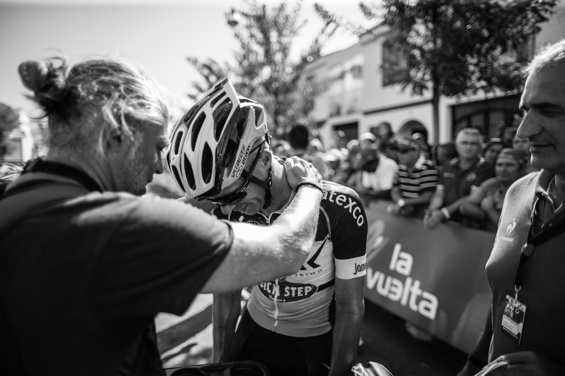 Etixx - Quick-Step animating La Vuelta - Stage 5: Rota - Alcala de Guadaira 167.3 km Photo: Jim Fryer / BrakeThrough Media