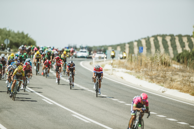 Etixx - Quick-Step animating La Vuelta - Stage 6: Cordoba - Sierra de Cazorla 200.3 km Photo: Jim Fryer / BrakeThrough Media