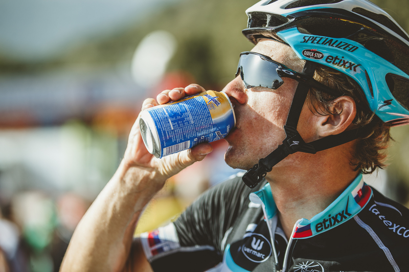 Etixx - Quick-Step animating La Vuelta - Stage 7: Jodar - La Alpujarra 191.1 km Photo: Jim Fryer / BrakeThrough Media