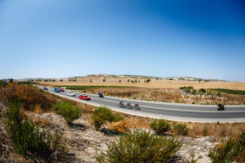 Etixx - Quick-Step animating La Vuelta - Stage 5: Rota - Alcala de Guadaira, 167.3 KM Photo: Iri Greco / BrakeThrough Media