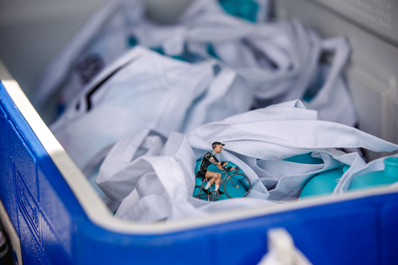 Soigneurs @ La Vuelta - Stage 8: Puebla de Don Fadrique - Murcia, 182.5 KM Photo: Iri Greco / BrakeThrough Media