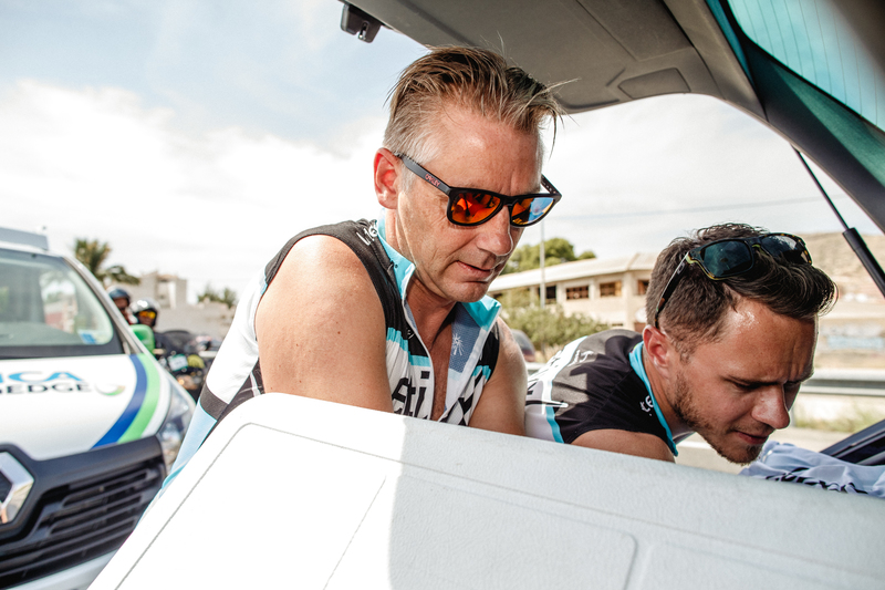Soigneurs @ La Vuelta - Stage 8: Puebla de Don Fadrique - Murcia, 182.5 KM Photo: Iri Greco / BrakeThrough Media