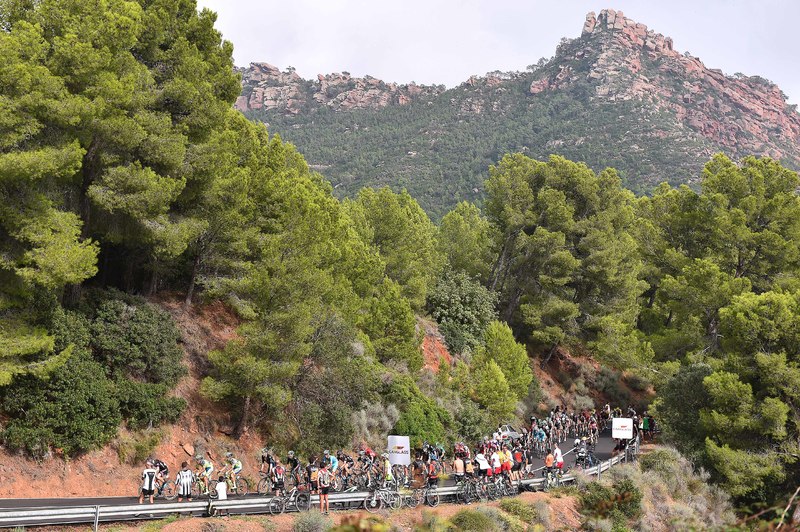 Vuelta a España - stage 10 - Cycling: 70th Tour of Spain 2015 / Stage 10
Illustration Illustratie/ Peloton Peleton/ Landscape Paysage/ Mountains Montagnes Bergen/ Desierto de las Palmas/ 
Valencia - Borja (146,6Km)
Rit Etappe / Vuelta Tour d'Espagne Ronde van Spanje /(c)Tim De Waele 