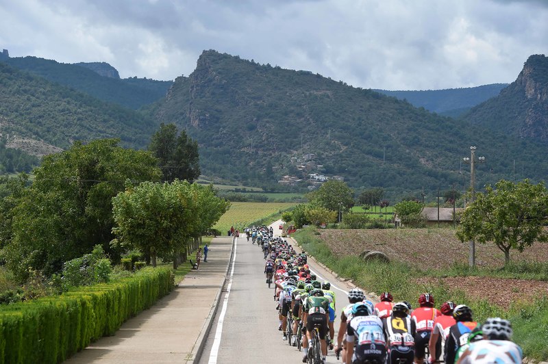 Vuelta a España - stage 12 - Cycling: 70th Tour of Spain 2015 / Stage 12
Illustration Illustratie/ Peloton Peleton/ Landscape Paysage/ Mountains Montagnes Bergen/
Escaldes-Engordany - Lleida (173Km)/
Rit Etape / Vuelta Tour d'Espagne Ronde van Spanje /(c)Tim De Waele 