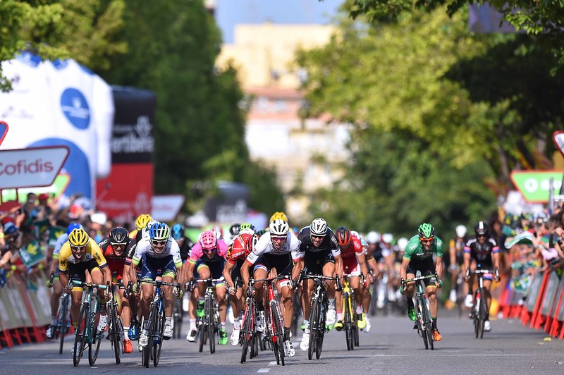 Vuelta a España - stage 12 - Cycling: 70th Tour of Spain 2015 / Stage 12 
Arrival Sprint / VAN POPPEL Danny (NED)/ IMPEY Daryl (RSA)/ VAN ASBROECK Tom (BEL)/ DEGENKOLB John (GER)/ MAES Nikolas (BEL)/ DRUCKER Jean Pierre (LUX)/ 
Escaldes-Engordany Andorra - Lleida (173Km)/ 
Rit Etape 