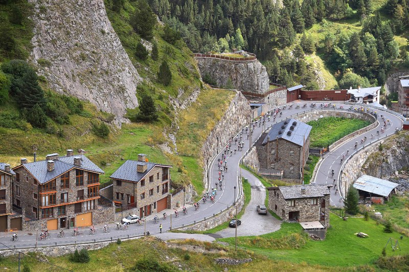Vuelta a España - stage 11 - Cycling: 70th Tour of Spain 2015 / Stage 11 
Illustration Illustratie / Coll d'Ordino (1980m)/ Peleton Peloton /  Mountains Montagnes Bergen / Landscape Paysage Landschap / 
Andorra La Vella - Cortals d'Encamp 2095m (138km)/ 
Rit Etape / Vuelta Tour d'Esp