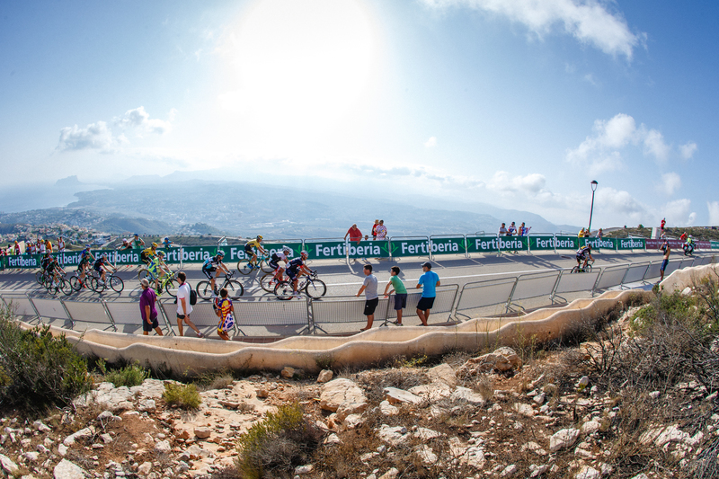 Etixx - Quick-Step keeps animating Vuelta - Stage 9: Torrevieja - Cumbre del Sol, 168.3 KM Photo: Iri Greco / BrakeThrough Media