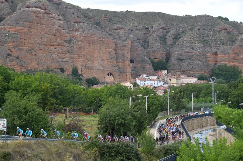 Vuelta a España - stage 13 - Cycling: 70th Tour of Spain 2015 / Stage 13
Illustration Illustratie/ Peloton Peleton/ Landscape Paysage/ Mountains Montagnes Bergen/
Calatayud-Tarazona (178Km)/
Rit Etape / Vuelta Tour d'Espagne Ronde van Spanje /(c)Tim De Waele 