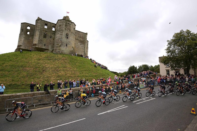 Tour of Britain - stage 4 - Cycling: 12th Tour of Britain 2015/ Stage 4
Illustration Illustratie/ Peloton Peleton/ Landscape Paysage/ Castle Chateau Kasteel/
Edinburgh - Blyth (217.4Km)/
Rit Etape / Tour of Britain / (c)Tim De Waele 