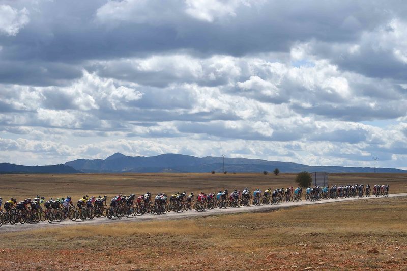 Vuelta a España - stage 18 - Cycling: 70th Tour of Spain 2015 / Stage 18
Illustration Illustratie / Peleton Peloton/ Landscape Paysage Landschap / Mountains Montagnes Bergen / 
Roa-Riaza (204Km)/ 
Rit Etape / Vuelta Tour d'Espagne Ronde van Spanje /(c)Tim De Waele 