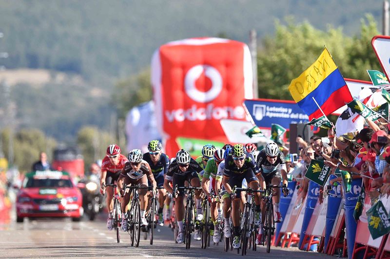 Vuelta a España - stage 18 - Cycling: 70th Tour of Spain 2015 / Stage 18
Arrival / Sprint/ VALVERDE Alejandro (ESP)/ BRAMBILLA Gianluca (ITA)/ POZZOVIVO Domenico (ITA)/ 
Roa-Riaza (204Km)/ 
Rit Etape / Vuelta Tour d'Espagne Ronde van Spanje /(c)Tim De Waele 