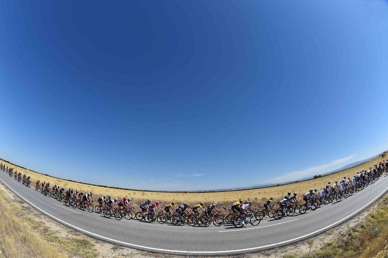 Vuelta a España - stage 19 - Cycling: 70th Tour of Spain 2015 / Stage 19
Illustration Illustratie / Peleton Peloton / Landscape Paysage Landschap / 
Medina del Campo - Avila (185.8Km)/ 
Rit Etape / Vuelta Tour d'Espagne Ronde van Spanje /(c)Tim De Waele 