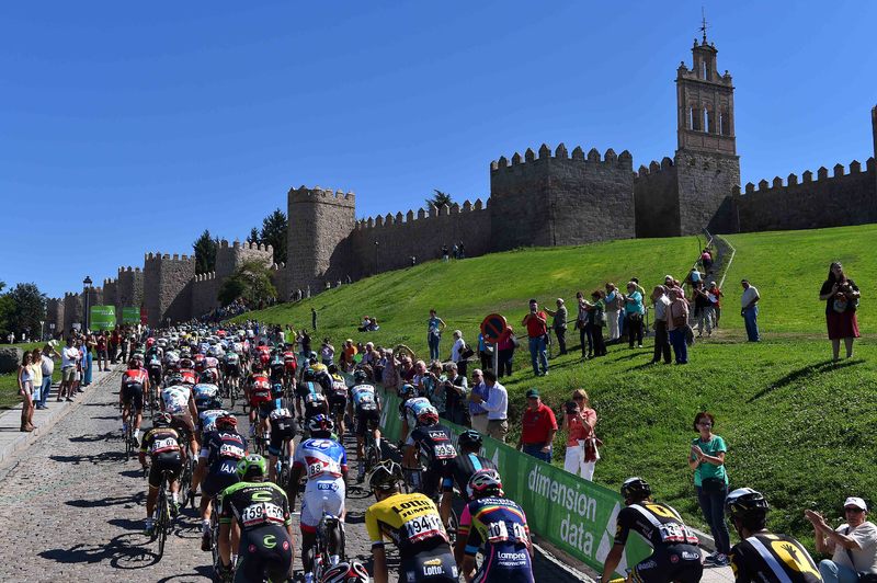 Vuelta a España - stage 19 - Cycling: 70th Tour of Spain 2015 / Stage 19
Illustration Illustratie / Peleton Peloton / Landscape Paysage Landschap / Avila City Ville Stad / Castle Chateau Kasteel/ Church Eglise Kerk / 
Medina del Campo - Avila (185.8Km)/ 
Rit Etape / Vuelta Tour d'Esp