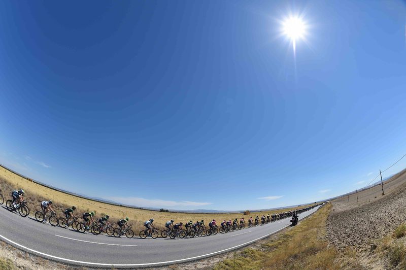 Vuelta a España - rit 19 - Cycling: 70th Tour of Spain 2015 / Stage 19
Illustration Illustratie / Peleton Peloton / Landscape Paysage Landschap / 
Medina del Campo - Avila (185.8Km)/ 
Rit Etape / Vuelta Tour d'Espagne Ronde van Spanje /(c)Tim De Waele 