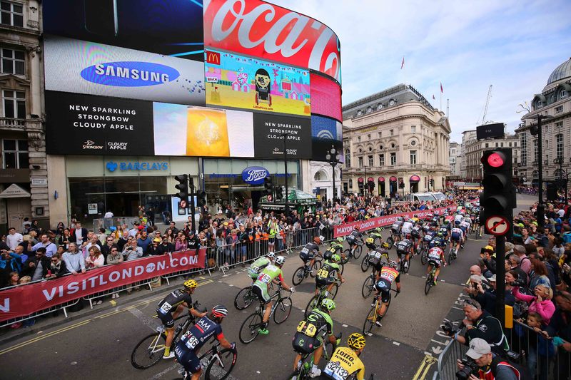 Tour of Britain - stage 8 - Cycling: 12th Tour of Britain 2015/ Stage 8
Illustration Illustratie / Piccadilly Circus Square / Peleton Peloton / Londen City Ville Stad / Landscape Paysage Landschap / 
London - London (86,8Km)/
Rit Etape / Tour of Britain / (c)Tim De Waele 