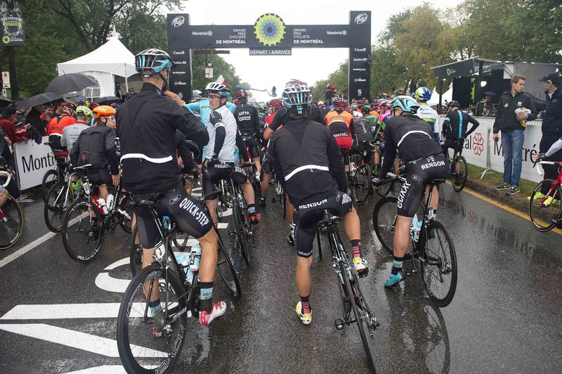 Grand Prix Cycliste de Montreal - Cycling: 6th Grand Prix Cycliste de Montreal 2015
Start Departure Vertrek / Illustration Illustratie/ Peloton Peleton/ Landscape Paysage/ Montreal City Ville Stad / Rain Pluie Regen/ Team ETIXX QUICK STEP (Bel)/ 
Montreal- Montreal (205.7Km)/
Grand Prix M