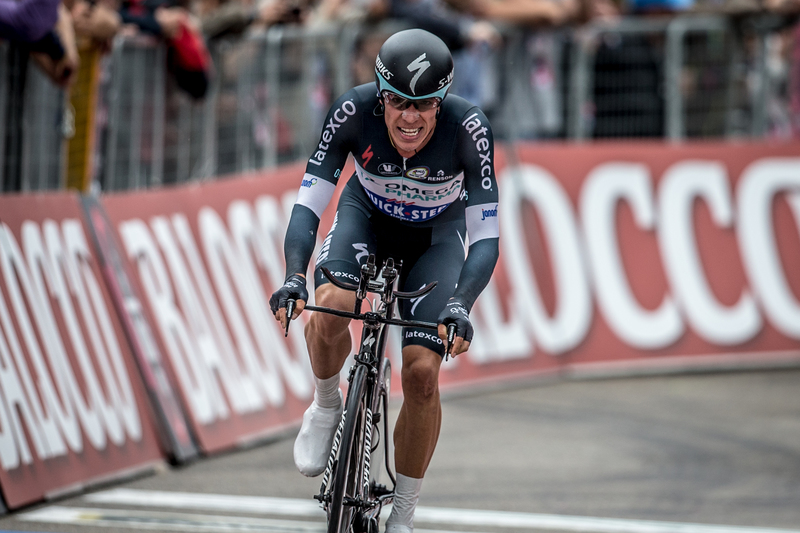 Uran on his way to Pink 