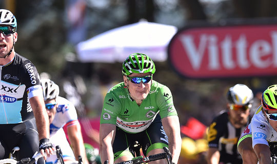 2015 Best Moments: Cavendish pakt 26e ritzege in Tour de France!