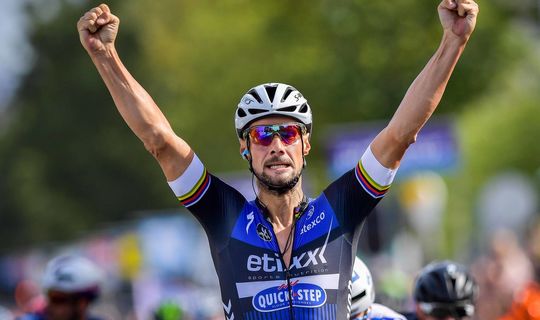 Tom Boonen wins Brussels Cycling Classic 